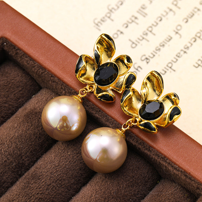 French retro flower champagne gold pearl earrings, high-end vintage luxury earrings