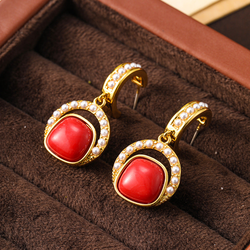 Original French retro elegant inlaid pearl natural stone medieval earrings niche earrings exaggerated earrings