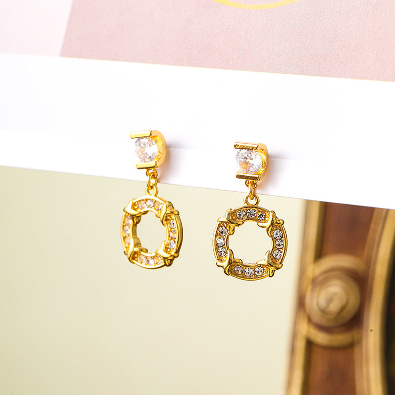 Individuality cool style zircon earrings for women, niche design, temperament earrings, holiday style earrings