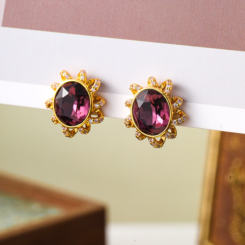 Original exquisite vintage oval spiral zircon earrings for women, niche design, high-end earrings silver needle