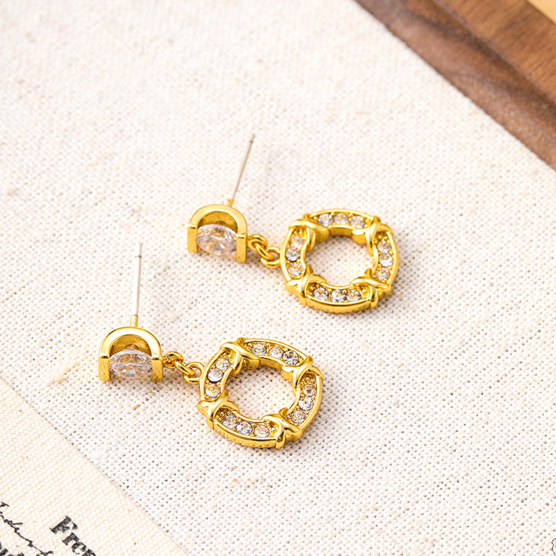 Individuality cool style zircon earrings for women, niche design, temperament earrings, holiday style earrings