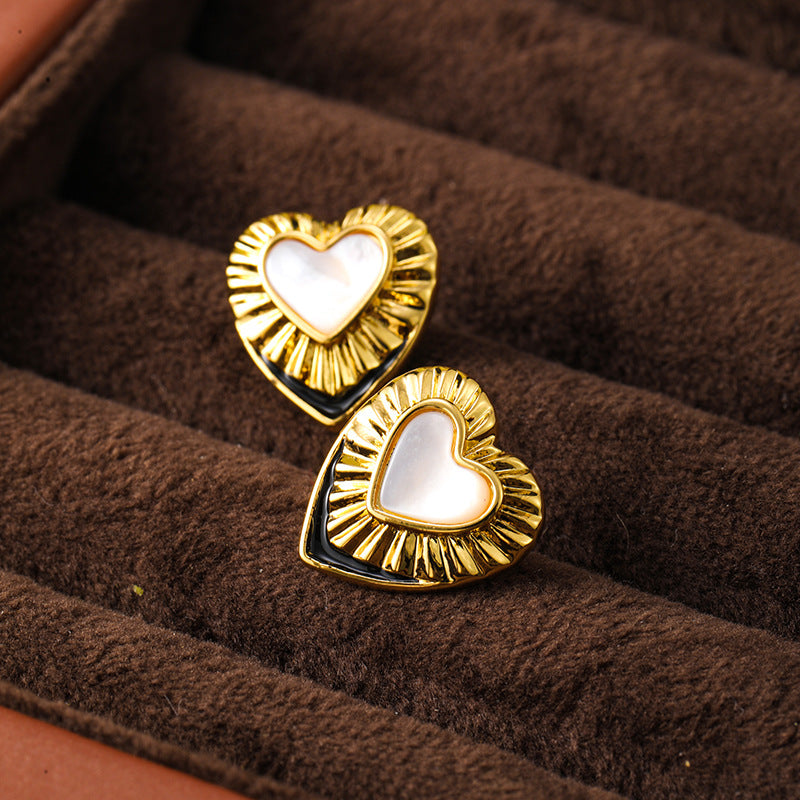 Enamel white mother-of-pearl heart earrings, retro earrings, niche fashion earrings