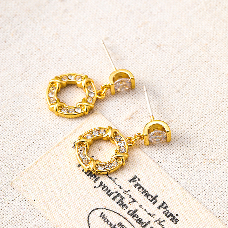 Individuality cool style zircon earrings for women, niche design, temperament earrings, holiday style earrings