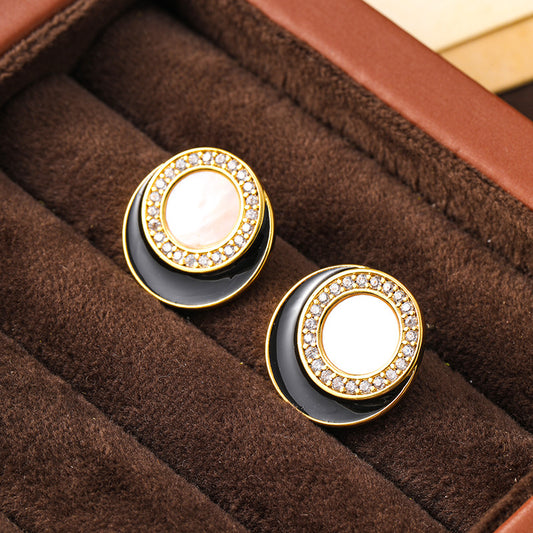 Black and white round oil-dropping white mother-of-pearl zircon earrings niche design Chanel style personality earrings silver needle
