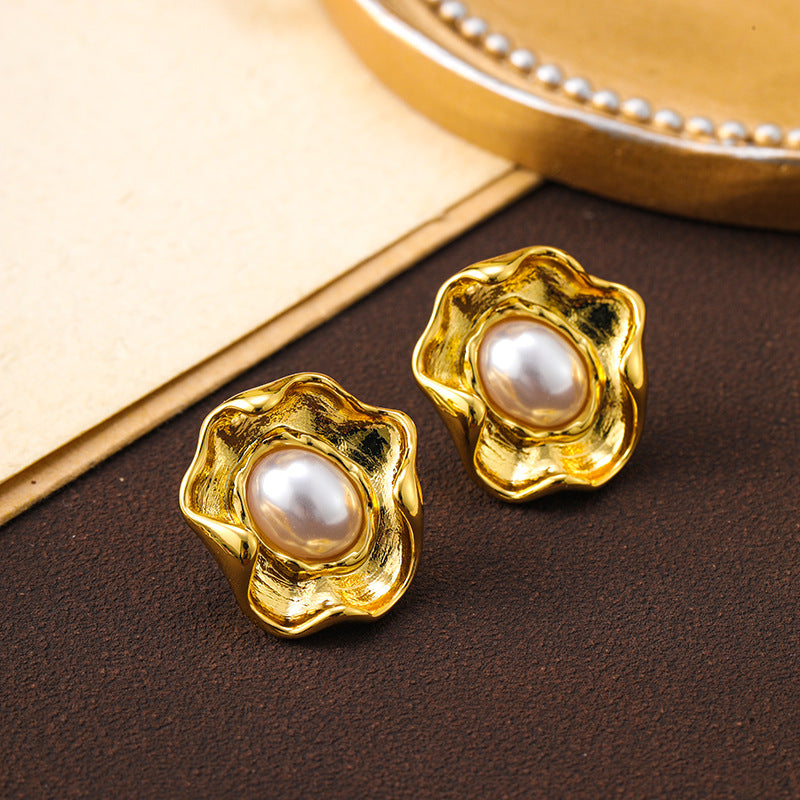 French gold retro irregular lace pearl earrings, high-end earrings, silver needles, light luxury, versatile and exaggerated earrings