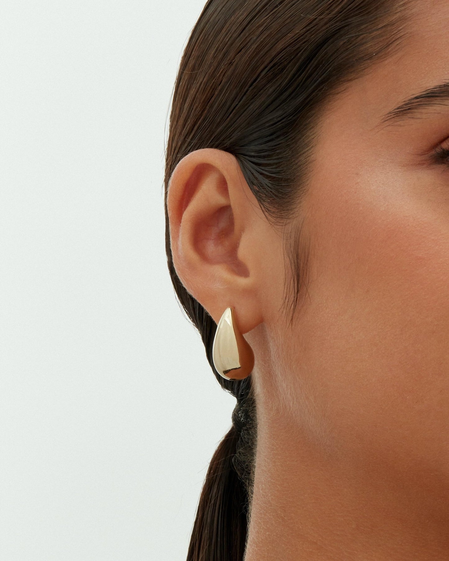 PAVOI 14K Gold Plated 925 Sterling Silver Post Teardrop Chunky Hoop Earrings | Lightweight Drop Earrings for Women | Designer Dupe Earrings
