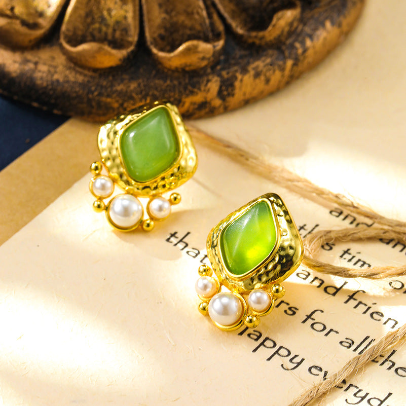 Retro light luxury exquisite earrings pearl earrings silver needle women niche high-end fashion temperament earrings