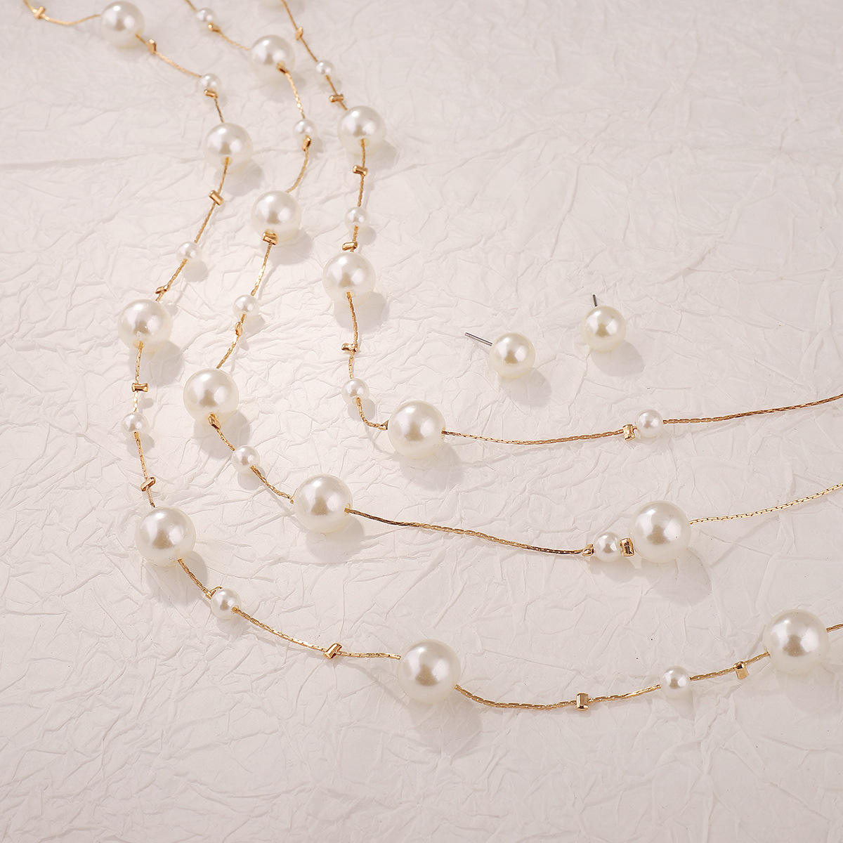 New French Light Luxury Multi layered Pearl Necklace Elegant Small Fragrance Design Pearl Earring Necklace