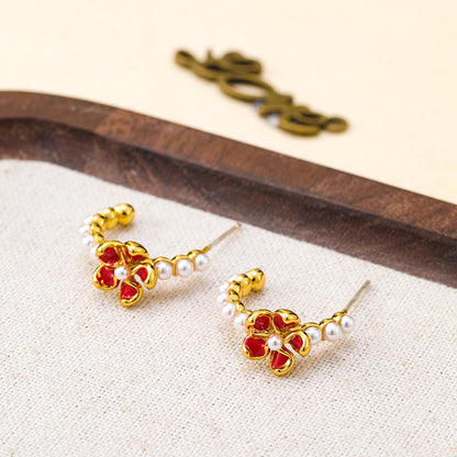 Original French retro colored enamel flower pearl earrings for women, versatile temperament C-shaped earrings, silver needles
