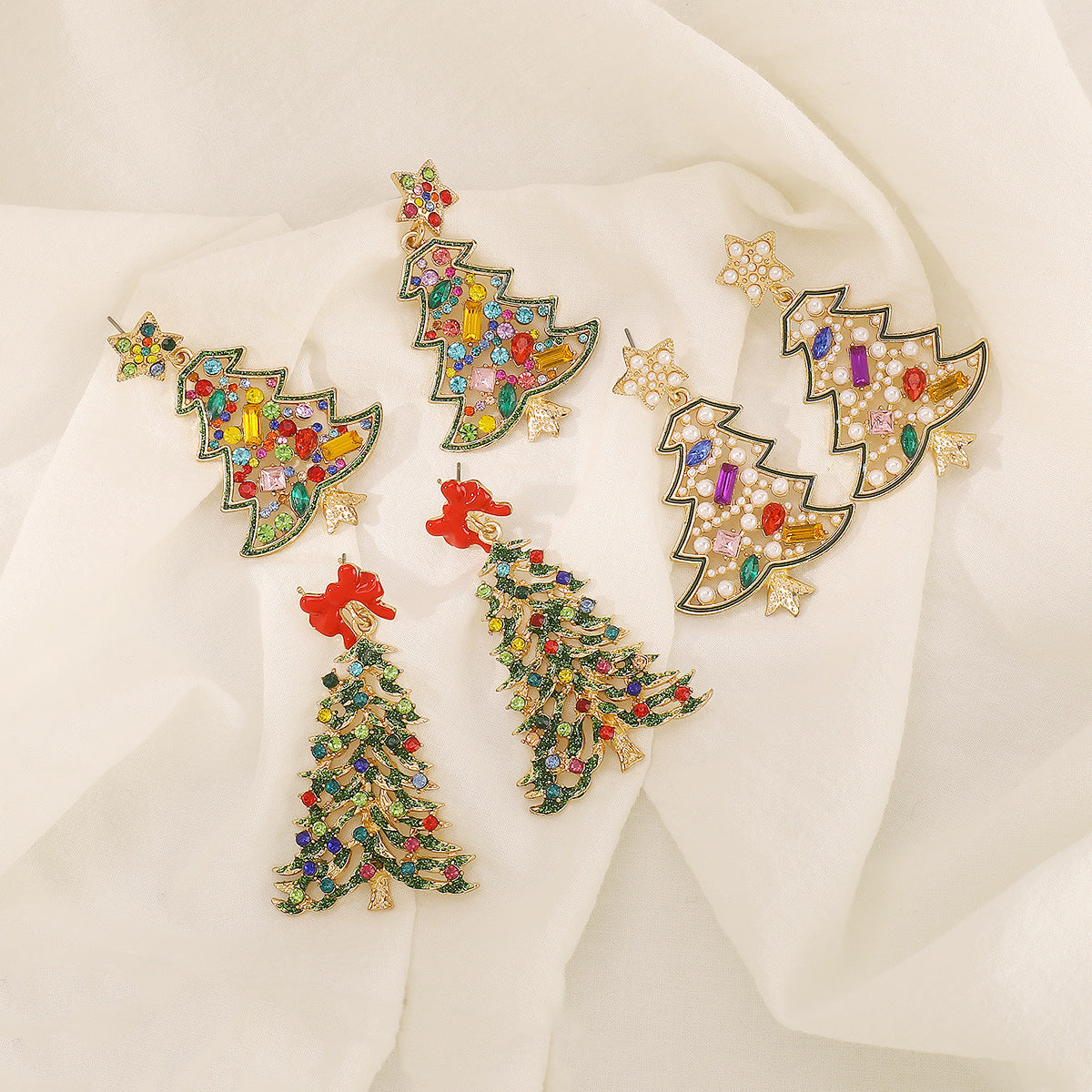 Diamond and pearl Christmas tree star earrings