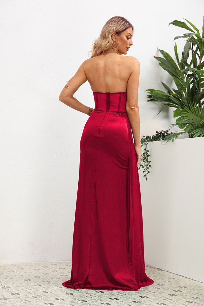 Strapless and backless herringbone mesh dress with slits